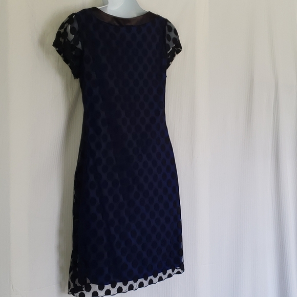 Dress - Picture 7 of 10